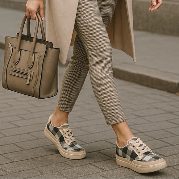 Zodiac Cheezburger Plaid Lace-Up Sneakers Women’s Size 6M Black White Tan NWT - Picture 4 of 12